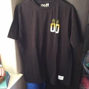 Men’s Neff T-shirt 🍍